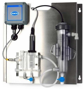 Analizador de cloro libre CLF10 sc con controlador SC200 y sensor de pH diferencial pHD